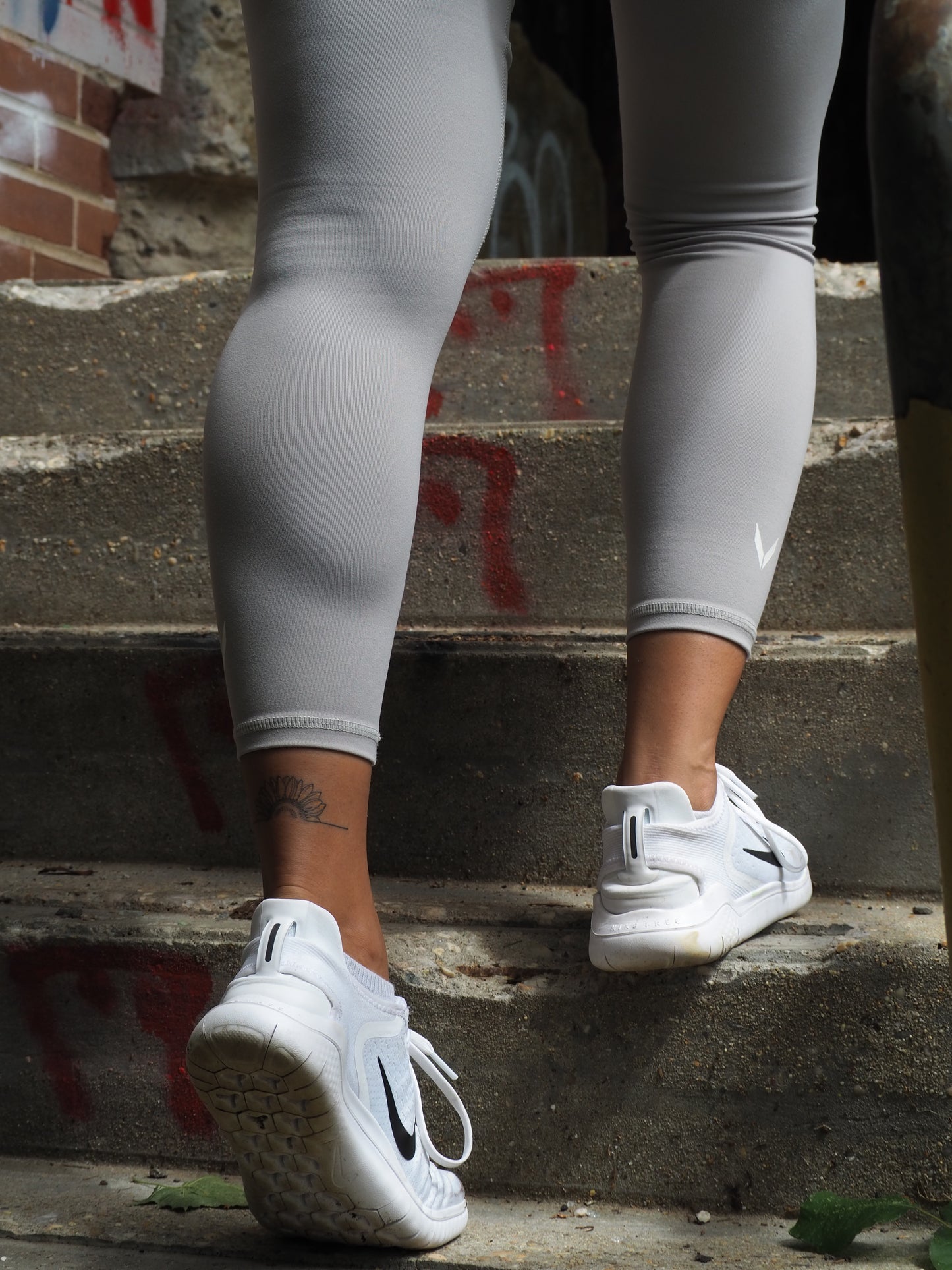 Vantage Leggings